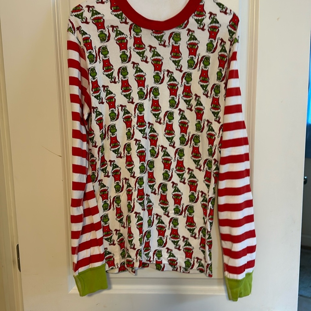 Hanna Andersson Grinch striped pajama top size small Perfect condition, worn 1x